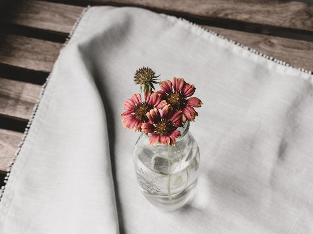 Tablecloth Size Guide: How to Measure Round, Square, and Rectangular Tables