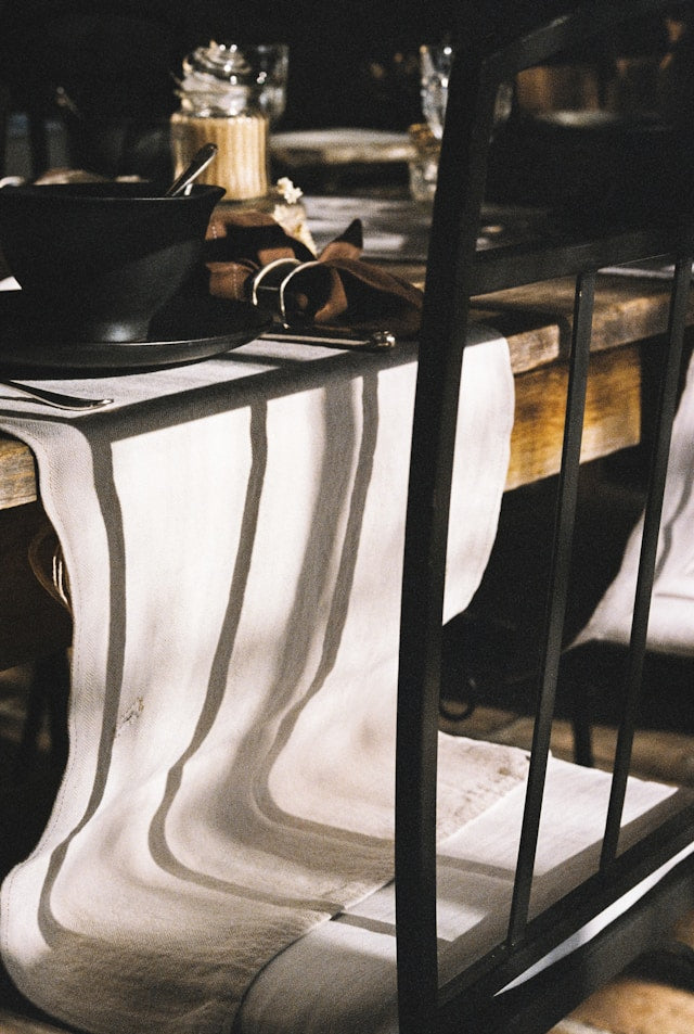 Rectangular Linen Tablecloths: How to Compare 70 x 108, 70 x 120, and 70 x 132 Inch Sizes
