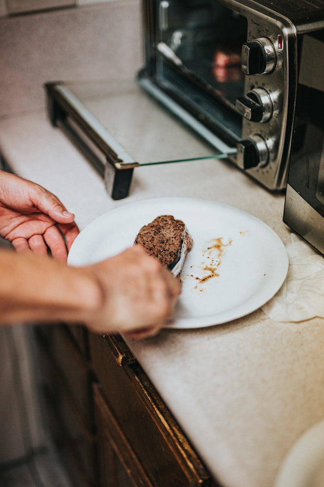 Microwave Safe Plates for Convenient Daily Meals