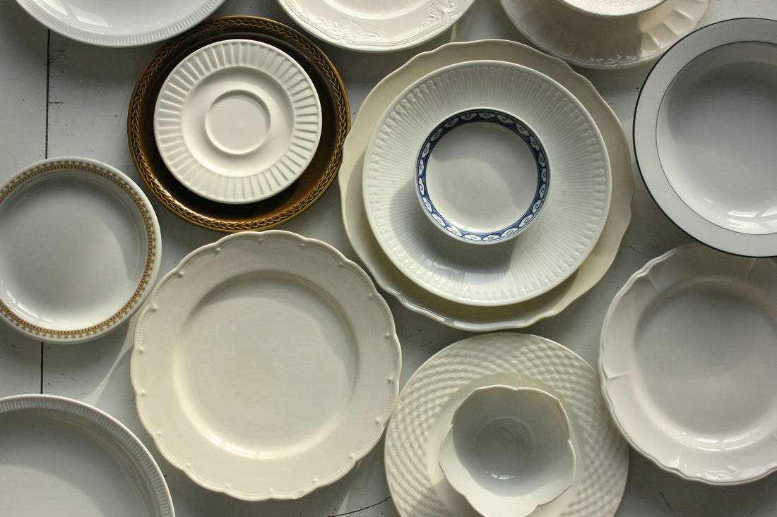 Disposable Dessert and Appetizer Plates: When to Use Convenient Party Plates for Events and Gatherings