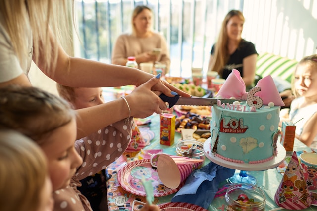 Birthday Party Plate Ideas for Adults Kids and Family Celebrations