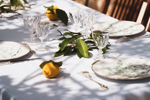 Creating a Luxury Party Look with Affordable Tableware