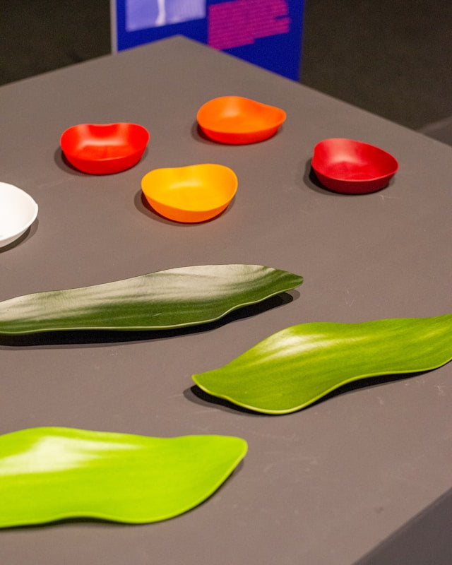 How Decorative Plates Improve Event Presentation
