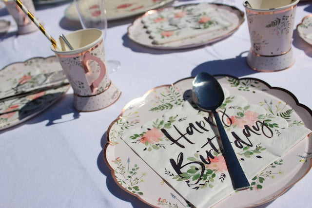 Floral Disposable Plates for Spring and Summer Parties