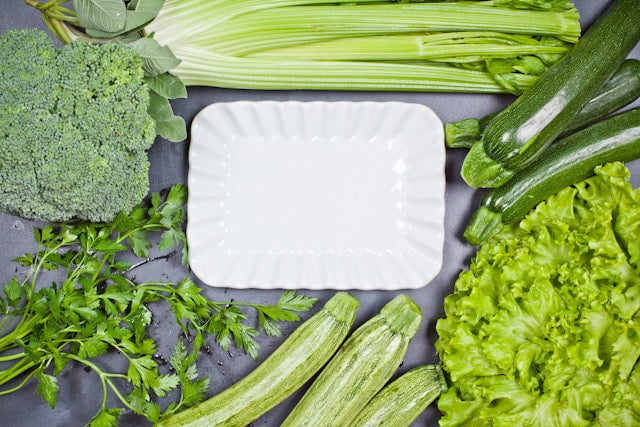 Understanding Different Disposable Plate Materials