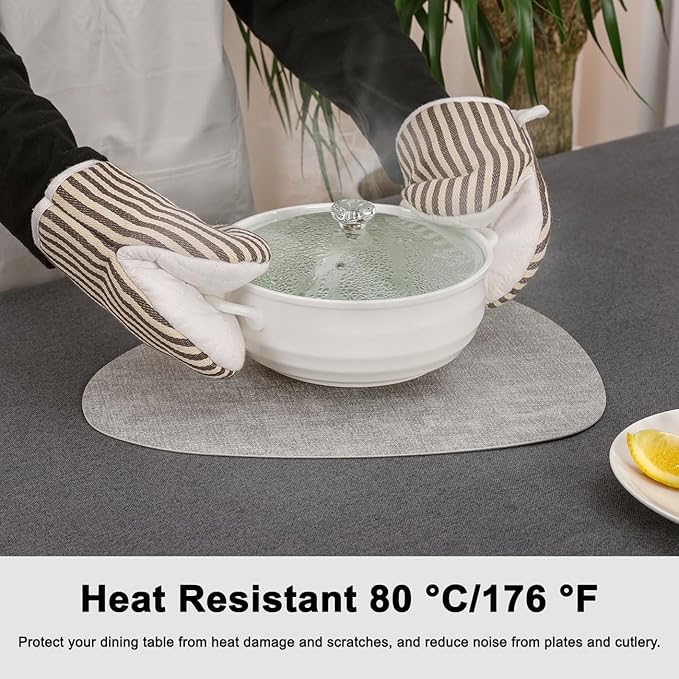 Placemats and Coasters, Washable Placemats Round Faux Leather Wipeable Place Mats Non Slip Heat Resistant Indoor Outdoor Table Mats (Set of 4, Light Gray Beige)