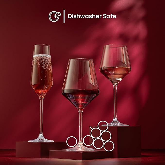 JoyJolt Layla White Wine Glasses, Set of 4 Italian Glasses, 13.5 oz Clear – Made in Europe