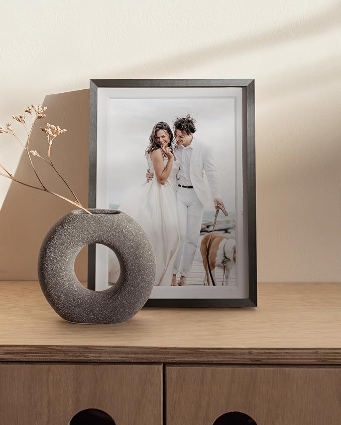 HAUS AND HUES 5x7 Gray Metal Picture Frame with Real Glass, Matted 4x6, Aluminum Tabletop or Wall Display with Easel Back and Hanging Kit
