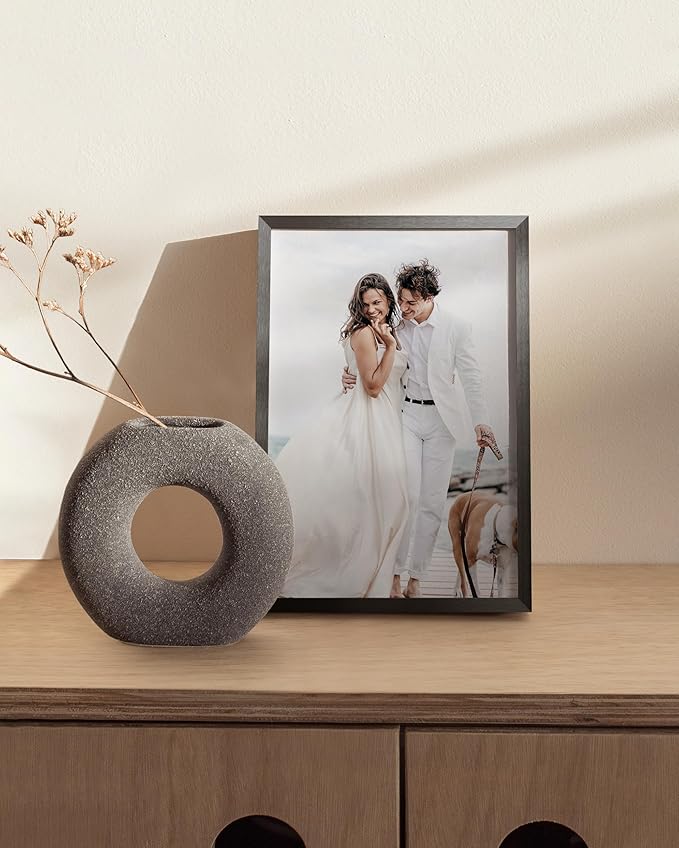 HAUS AND HUES 4x6 Picture Frame with Real Glass & Gray Premium-Grade Metal - Aluminum 4x6 Frame - Includes Easel Back, Hanging Kit - Ideal for Home, Office (4x6 in, Gray)