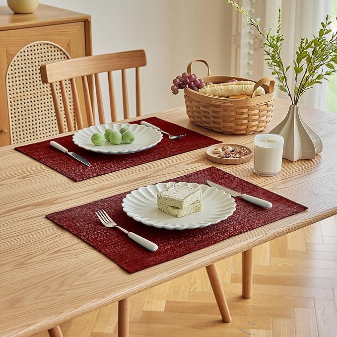 Softalker Faux Linen Placemats Set of 4-12 x 18 Inch, Heat Resistant Double Layered Durable Burlap Farmhouse Place Mats, Non-Slip Washable Rustic Table Mats for Dining, Kitchen, Party（Red