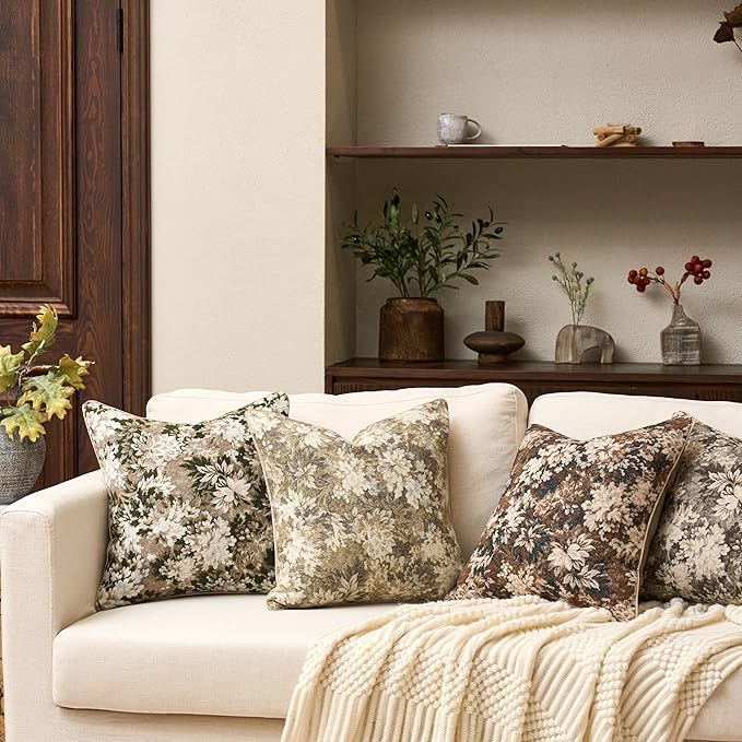Yangest Neutral Floral Pillow Cover 18 x18 Inches, Vintage Chenille Square Throw Pillow Cover Soft Decorative Farmhouse Accent Couch Pillow Cover for Living Room Bedroom, Beige
