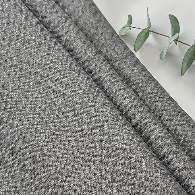 maxmill Round Weaved Texture Design Tablecloth Spill-Proof Wrinkle Free Soft Washable Table Cloth for Round Table Cover, for Dining Room Buffet Banquet Parties Holiday Dinner, 70 Inch Charcoal Gray